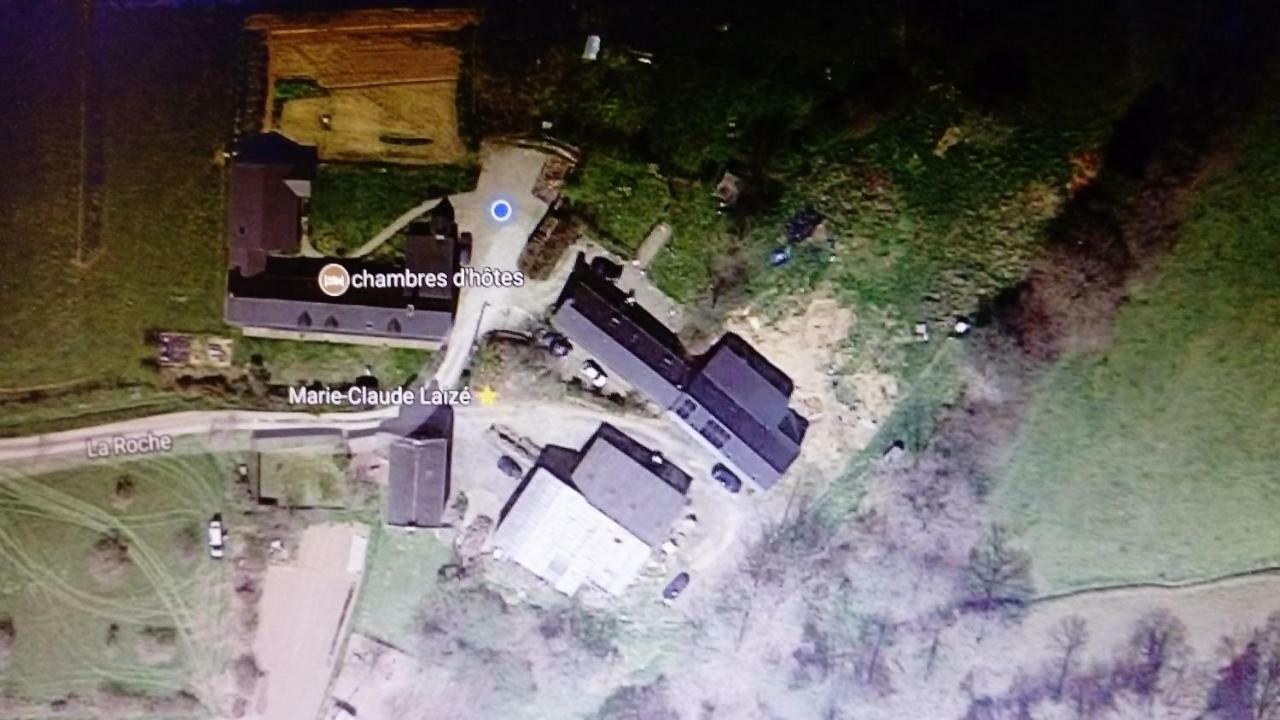 La Roche Bed & Breakfast Saint-Etienne-en-Cogles Екстериор снимка
